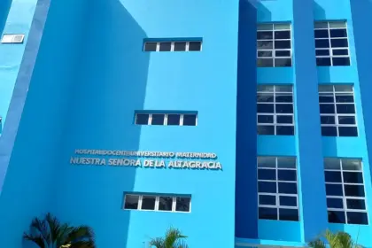Denuncian muertes neonatales y bacterias en Maternidad La Altagracia