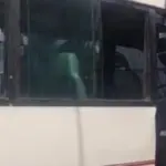 Accidente en la Kennedy: autobús de la Ruta 11 choca y agreden prensa