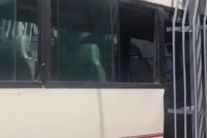 Accidente en la Kennedy: autobús de la Ruta 11 choca y agreden prensa 15 Accidente en la Kennedy: autobús de la Ruta 11 choca y agreden prensa