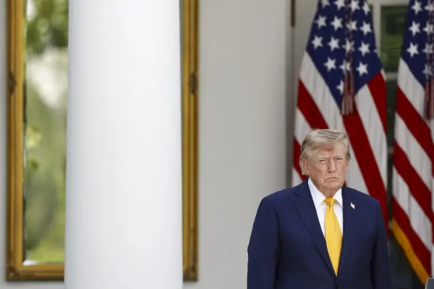 Trump culpa a Biden por la tragedia en Kabul durante retirada de Afganistán