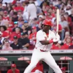 Héctor Rodríguez lidera remontada histórica de los Rojos con dos jonrones