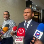 Báez aboga por tolerancia tras tenso debate con Alfredo Pacheco
