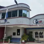ADP cuestiona plan de reubicación tras cierre de 57 escuelas por sismos