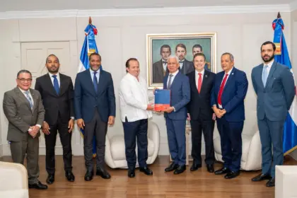Senado recibe anteproyecto para reformar Ley de Alianzas Público-Privadas