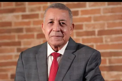 Luis Abinader mantendrá encuentros semanales con la prensa dominicana
