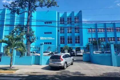 Crisis en Maternidad La Altagracia: embarazadas temen por infecciones