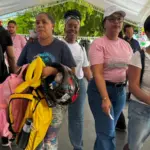 Éxito en jornada Plásticos por Útiles Escolares de Carolina Mejía