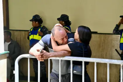 Tensión en juicio por tragedia del Jet Set: familiares rompen en llanto