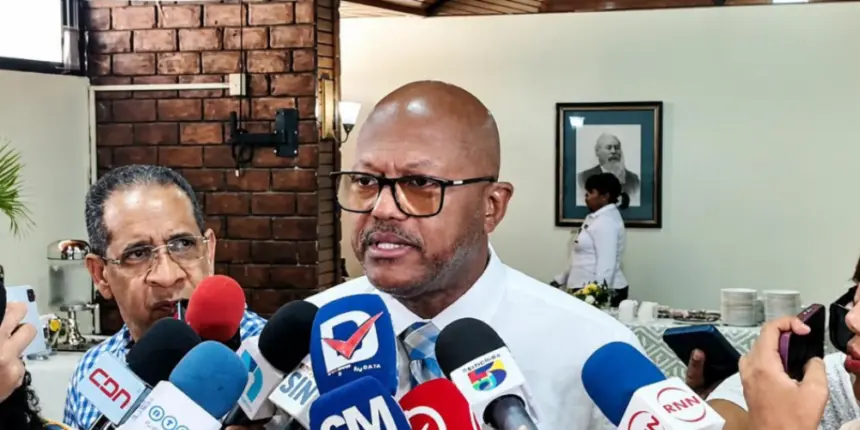 CMD exige investigar fallas sanitarias en Maternidad La Altagracia
