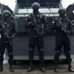 Abinader exhibe poderío militar dominicano ante presidente de Honduras