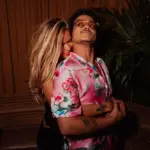 ¿Romance entre Karol G y Bruno Mars? ¿Estrategia o amor real?