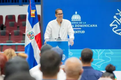 Fernando Lagares impulsa oportunidades y resultados para la juventud