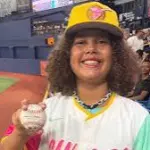 Tatis Jr. protagoniza emotivo momento con niño que atrapó su jonrón