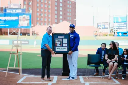 Nelson Cruz es exaltado al Salón de la Fama de Oklahoma City