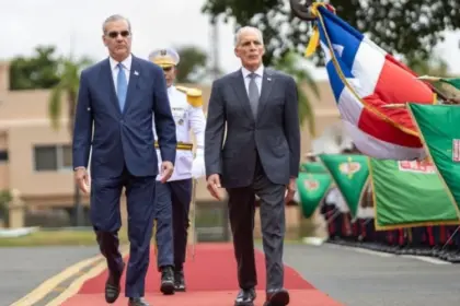 Abinader recibe al presidente de Honduras para fortalecer lazos bilaterales