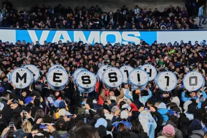 Argentina despide a Lionel Messi tras su retiro de la selección nacional