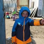 Más de 3 millones de niños en Ucrania inician clases bajo ataques rusos