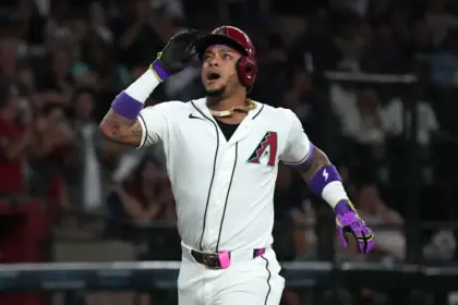 Ketel Marte vuelve a Diamondbacks en derrota ante Phillies en MLB