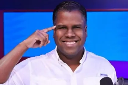 Ernesto Jiménez regresa al panel de Esto No Es Radio en Alofoke Media