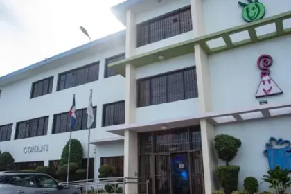 Rescatan 10 menores tras operativo en fundación irregular de Haina
