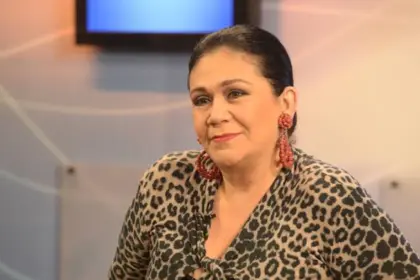 Velarán restos de madre de Maridalia Hernández en Funeraria Blandino