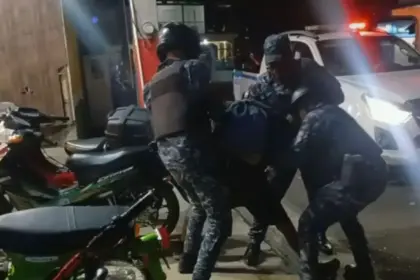 Denuncian presunta agresión policial durante apresamiento en Jarabacoa