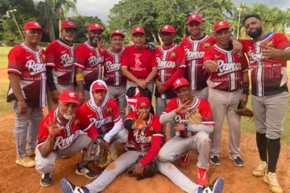 Las Ranas se coronan tricampeonas en la Liga de Softbol ACD
