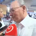 Frank Rainieri urge capacitar jóvenes en inglés para el sector turístico