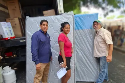 DASAC entrega ayudas sociales a familias vulnerables en La Vega