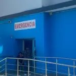 Cuatro jóvenes en estado crítico tras aparatoso accidente en Santiago