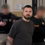 Arrestan a locutor en Los Ángeles por amenazas de muerte contra Trump