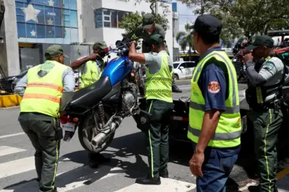 Intrant y Digesett fiscalizan 158 motociclistas en operativos viales