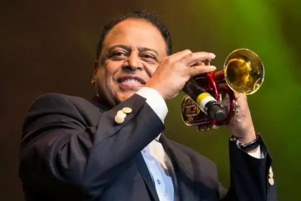 Wilfrido Vargas estrena sus grandes clásicos en Free Cover este viernes