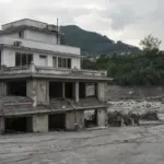 Tragedia en Nepal: 1.295 muertos por riadas y dos rescatados con vida