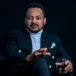Wason Brazobán genera debate al opinar sobre la infidelidad social