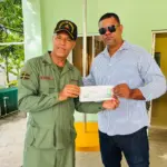 Alcalde de Bayaguana aporta RD$500 mil para techado del Cuerpo de Bomberos