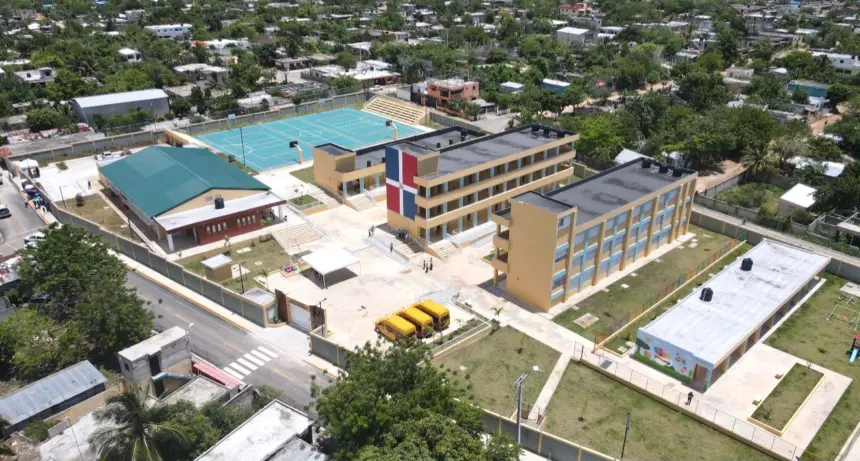 Más del 98 por ciento de escuelas públicas operan con total normalidad