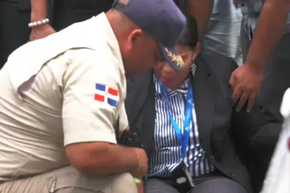 Emergencia en simulacro de terremoto: empleada sufre fractura en El Huacal