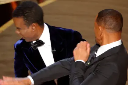 Chris Rock rompe el silencio sobre la bofetada de Will Smith en los Oscar 13 Chris Rock rompe el silencio sobre la bofetada de Will Smith en los Oscar