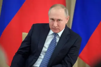 Putin y enviados de EE.UU. retoman diálogo de paz en medio de la guerra