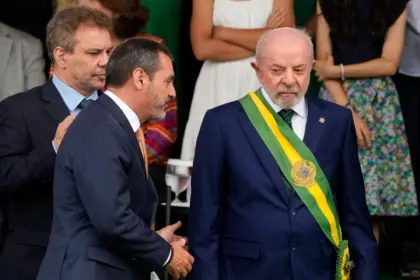 Crisis en Brasil: Lula apela destitución de jefe de la policía federal