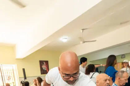 Voluntariado Popular lleva alegría al Hogar de Ancianos San Francisco de Asís
