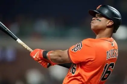 Rafael Devers es nombrado Jugador de la Semana en la MLB