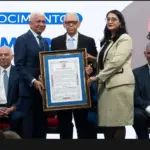Senado reconoce a Elbi Morla pionero de la endocrinología pediátrica en RD