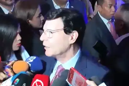 Julio Brache asegura sistema eléctrico está estable y sin alzas de tarifa