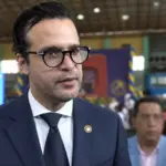 Rafael Paz critica al INABIE y cuestiona resultados educativos del país
