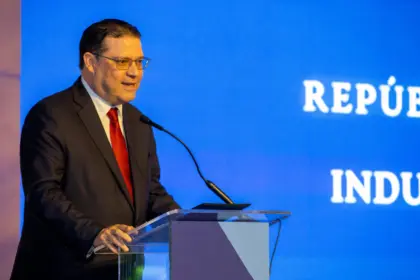 Gobierno lanza Empresas 24 Horas para agilizar negocios en RD