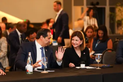 Raquel Peña lidera diálogo regional por sistemas de salud resilientes