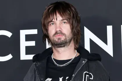 Kevin Parker de Tame Impala prohíbe autógrafos y fotos por reventa