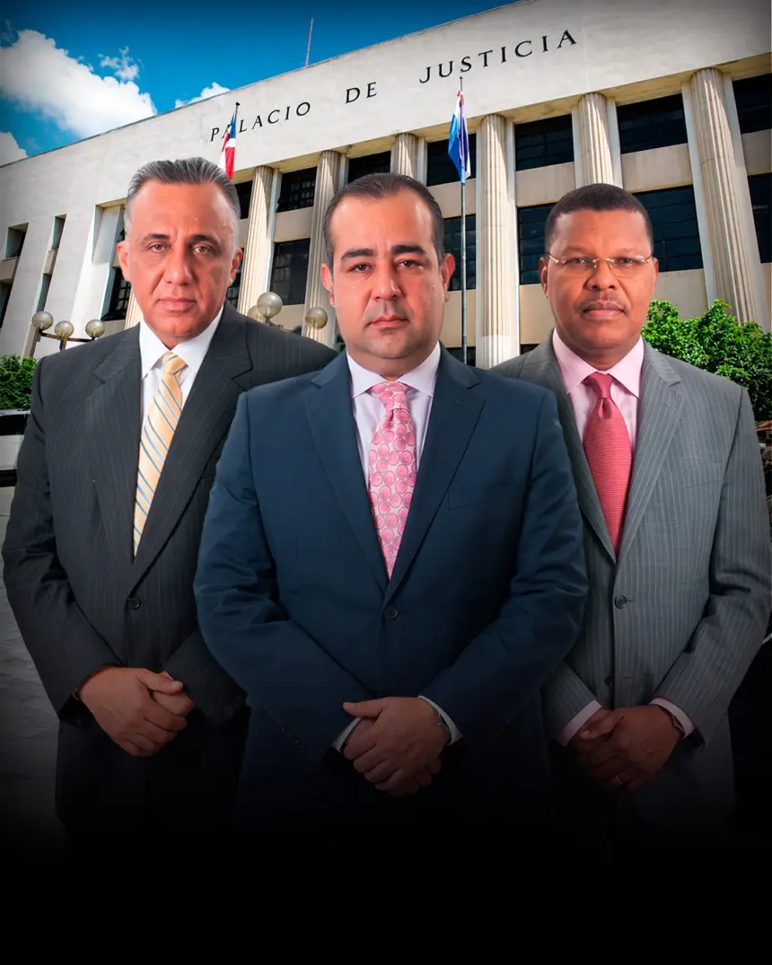 Aplazan audiencia por difamación contra comunicadores hasta octubre